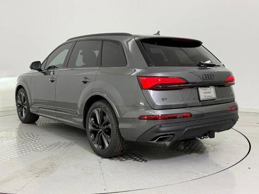 2026 Audi Q7 55 Premium Plus