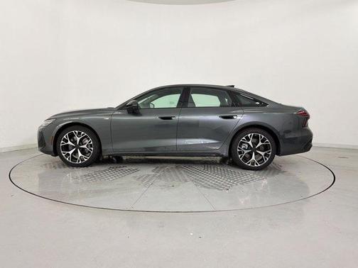 Daytona Gray Pearl Effect 2026 Audi A6 Premium Plus quattro S tronic