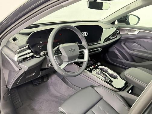 Daytona Gray Pearl Effect 2026 Audi A6 Premium Plus quattro S tronic