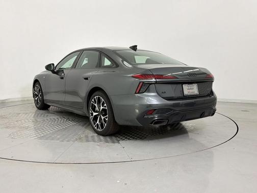 Daytona Gray Pearl Effect 2026 Audi A6 Premium Plus quattro S tronic