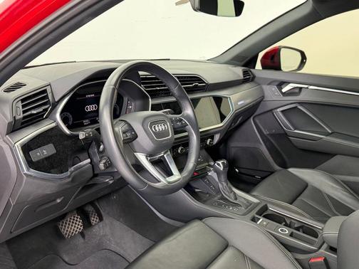 2022 Audi Q3 45 S line Premium Plus