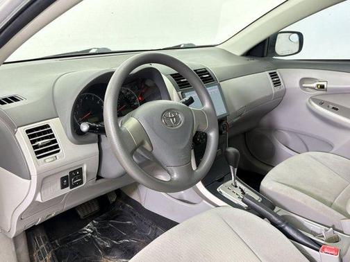 Classic Silver Metallic 2010 Toyota Corolla LE