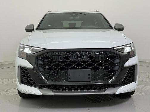 2025 Audi RS Q8 4.0T