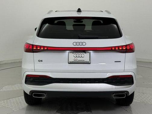 2025 Audi Q5 Premium