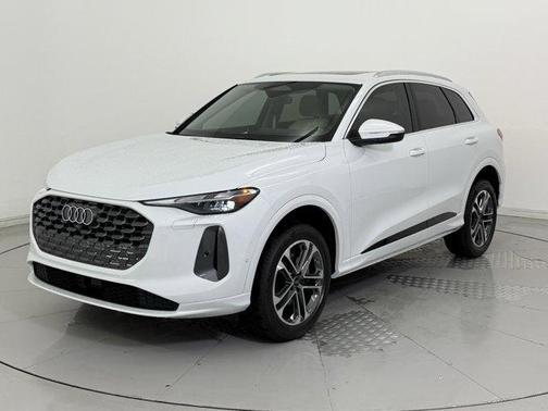 2025 Audi Q5 Premium