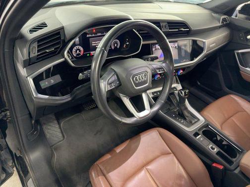 2019 Audi Q3 2.0T S line Premium Plus