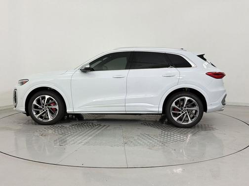 Glacier White Metallic 2026 Audi SQ5 3.0T Premium Plus