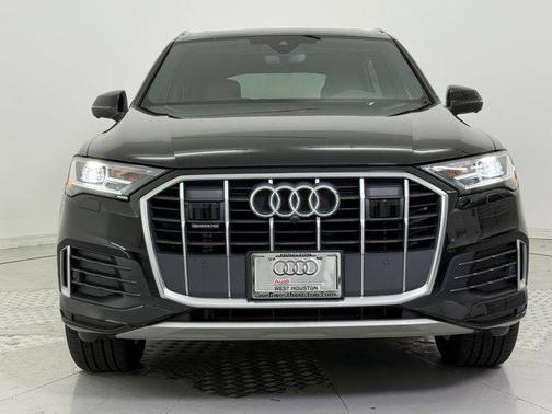 2023 Audi Q7 45 Premium
