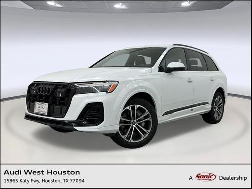 Glacier White Metallic 2026 Audi Q7 45 Premium