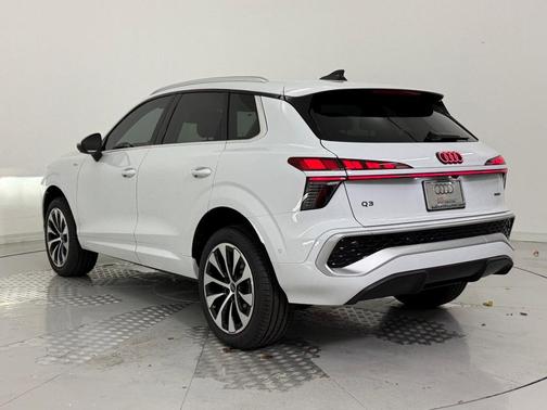 2026 Audi Q3 S line