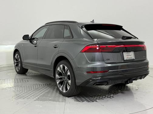 2026 Audi Q8 55 Premium Plus