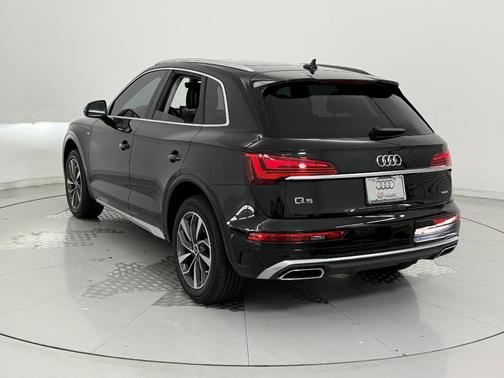 2023 Audi Q5 45 S line Premium Plus