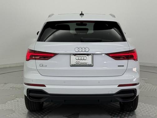 2025 Audi Q3 45 S line Premium Plus