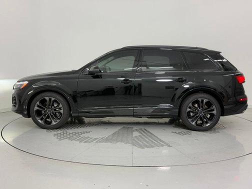2026 Audi Q7 55 Premium Plus