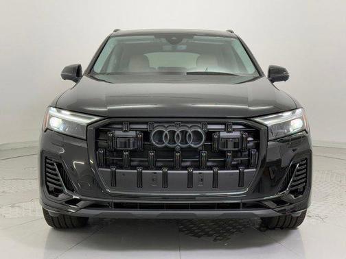 2026 Audi Q7 55 Premium Plus