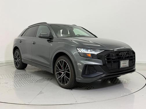 2023 Audi Q8 55 Premium Plus