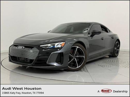 2023 Audi e-tron GT Prestige quattro