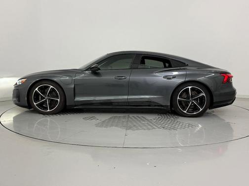2023 Audi e-tron GT Prestige quattro