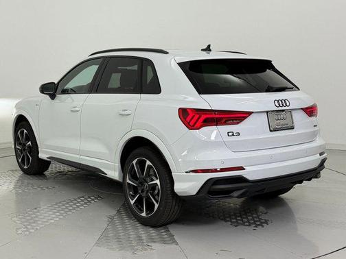 2025 Audi Q3 45 S line Premium Plus