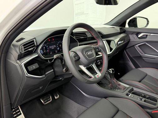 2025 Audi Q3 45 S line Premium Plus