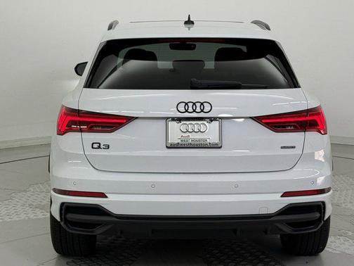 2024 Audi Q3 45 S line Premium Plus