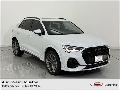 2024 Audi Q3 45 S line Premium Plus