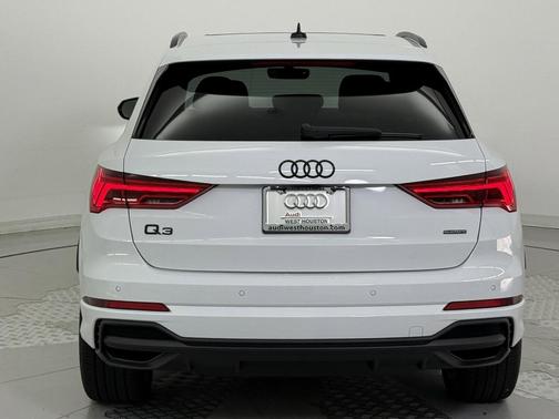 2024 Audi Q3 45 S line Premium Plus