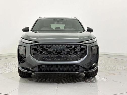Daytona Gray Pearl Effect 2026 Audi Q3 TFSI quattro S tronic