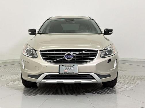 Osmium Grey Metallic 2017 Volvo XC60 T5 Dynamic