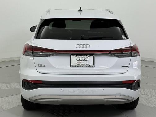 2022 Audi Q4 e-tron Prestige 50 quattro