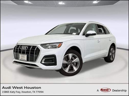 Glacier White Metallic 2023 Audi Q5 40 Premium Plus