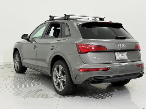 2025 Audi Q5 45 S line Premium