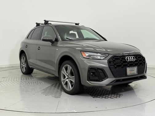 2025 Audi Q5 45 S line Premium