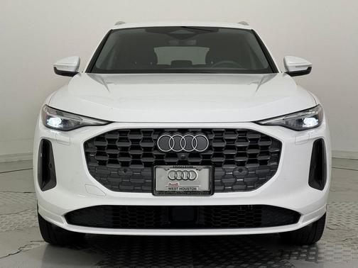 2025 Audi Q5 Premium TFSI quattro S tronic