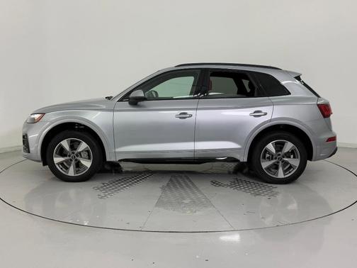 2025 Audi Q5 40 Premium Plus