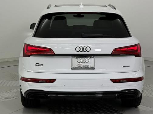 2025 Audi Q5 45 S line Premium Plus