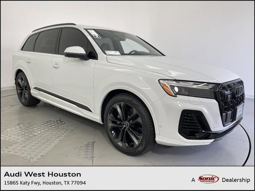 2025 Audi Q7 55 Premium Plus
