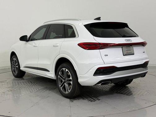 Arkona White 2026 Audi Q5 Premium
