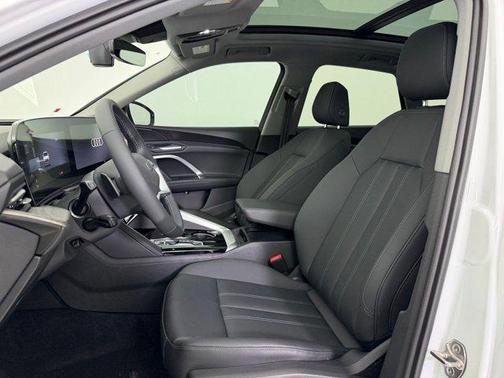 Arkona White 2026 Audi Q5 Premium