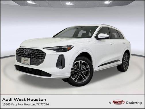 Arkona White 2026 Audi Q5 Premium