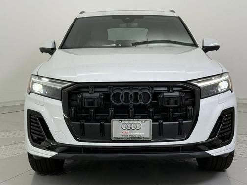 2026 Audi Q7 45 Premium