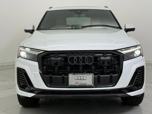 2026 Audi Q7 45 Premium