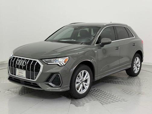 2025 Audi Q3 Premium 45 TFSI S line quattro Tiptronic