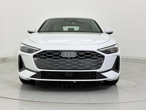 2Y2Y 2026 Audi A5 Premium TFSI quattro S tronic
