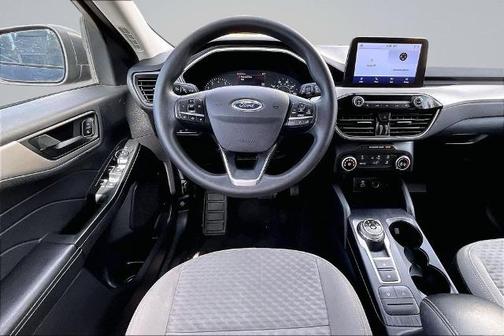 AGATE BLACK METALLIC 2022 Ford Escape SE
