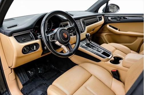 2018 Porsche Macan Base