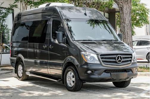2018 Mercedes-Benz Sprinter 2500 Standard Roof