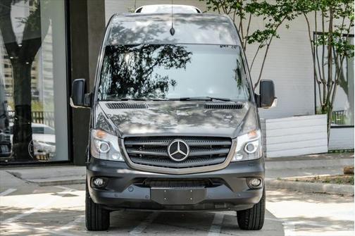 2018 Mercedes-Benz Sprinter 2500 Standard Roof