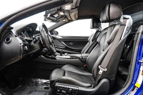 San Marino Blue Metallic 2016 BMW M6 Base