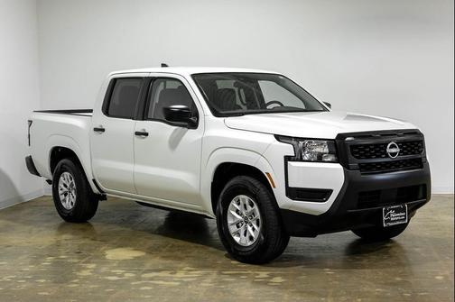 2025 Nissan Frontier S